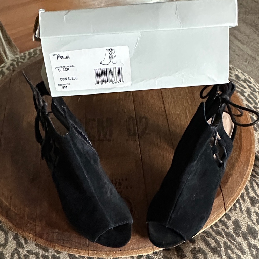 Sole Society Black Lace Up Suede Boots